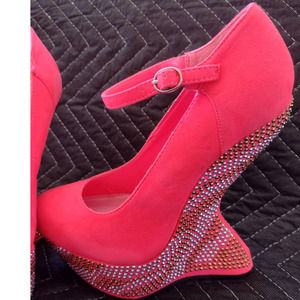Breckelle’s Hot Pink Rhinestone Platform Pumps-Size 7-Great Condition